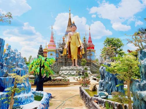 วัดสันตินิคม